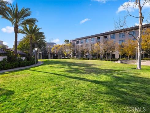 555  Rockefeller  , Irvine, CA