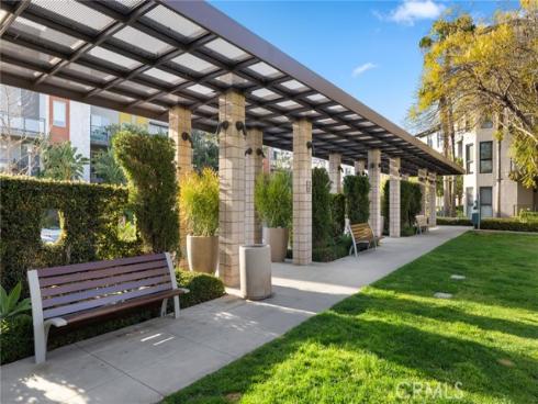 555  Rockefeller  , Irvine, CA