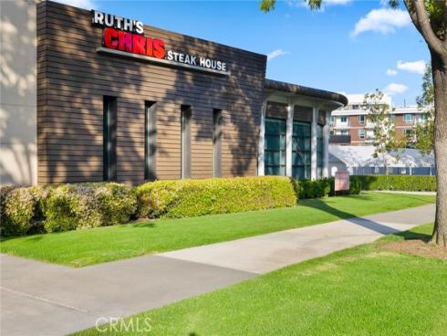 555  Rockefeller  , Irvine, CA