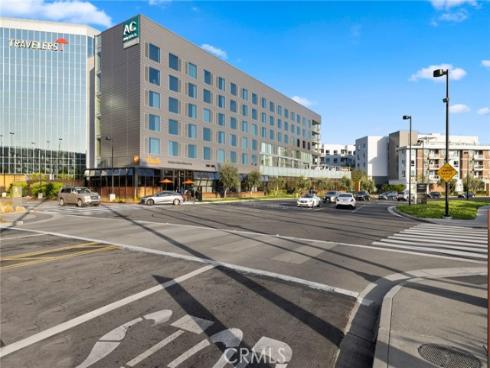 555  Rockefeller  , Irvine, CA