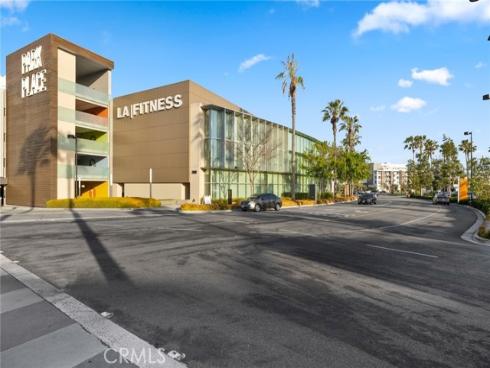 555  Rockefeller  , Irvine, CA