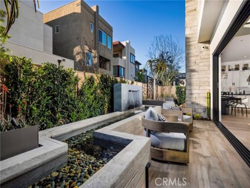 113  Apron  , Irvine, CA