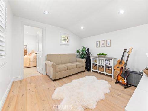 26  View Terrace  , Irvine, CA