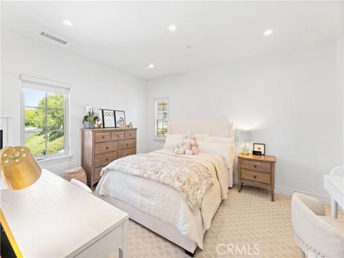 26  View Terrace  , Irvine, CA