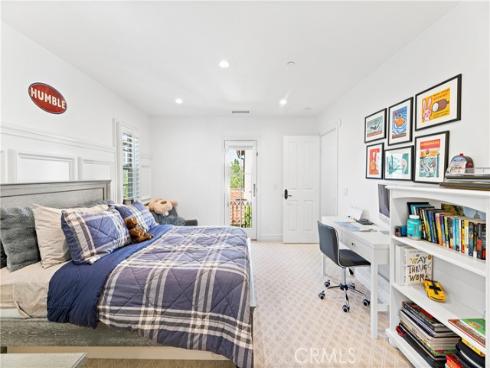 26  View Terrace  , Irvine, CA