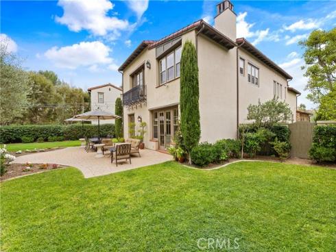 26  View Terrace  , Irvine, CA