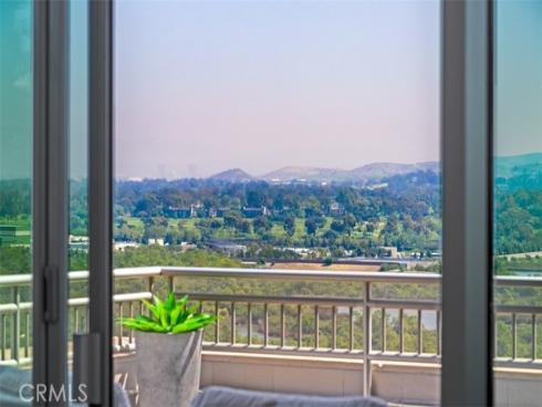 8155  Scholarship  , Irvine, CA