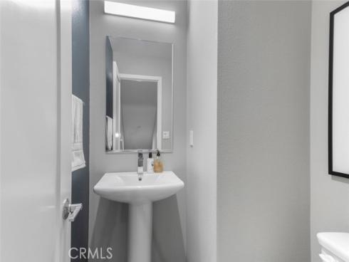 203  Placemark  , Irvine, CA