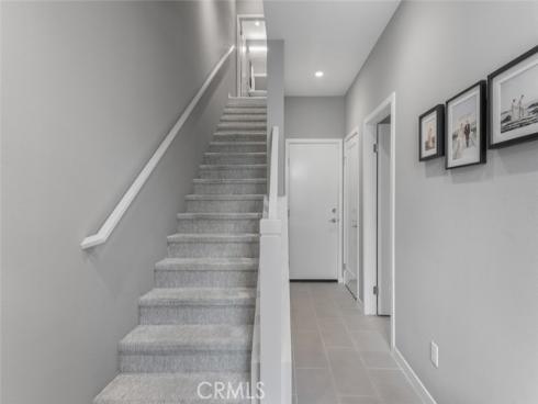 203  Placemark  , Irvine, CA