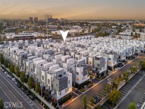 203  Placemark  , Irvine, CA