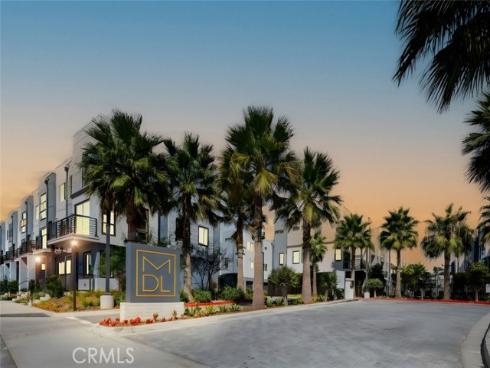 203  Placemark  , Irvine, CA