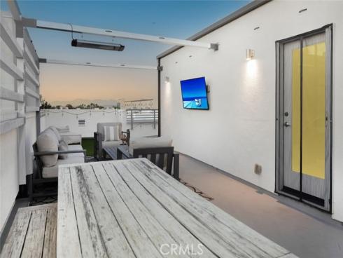 203  Placemark  , Irvine, CA