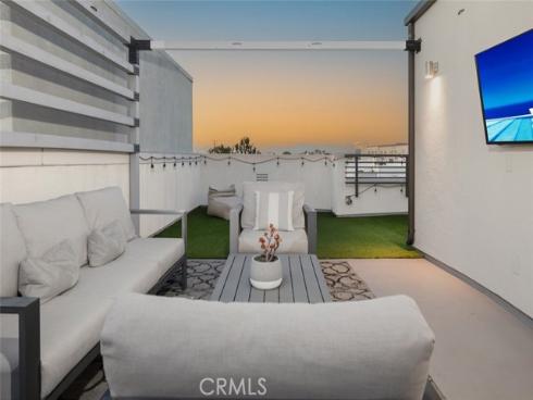 203  Placemark  , Irvine, CA