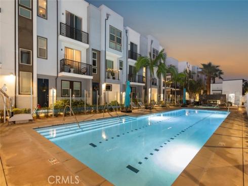 203  Placemark  , Irvine, CA