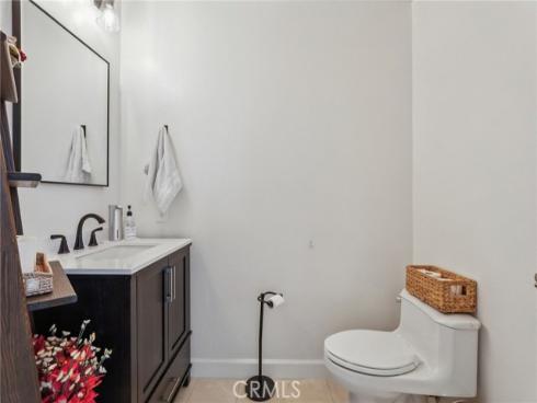 1  Longbourn Aisle  , Irvine, CA