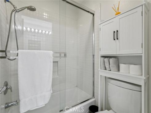 1  Longbourn Aisle  , Irvine, CA