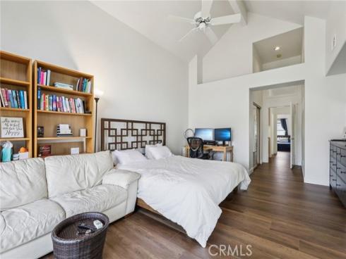 1  Longbourn Aisle  , Irvine, CA