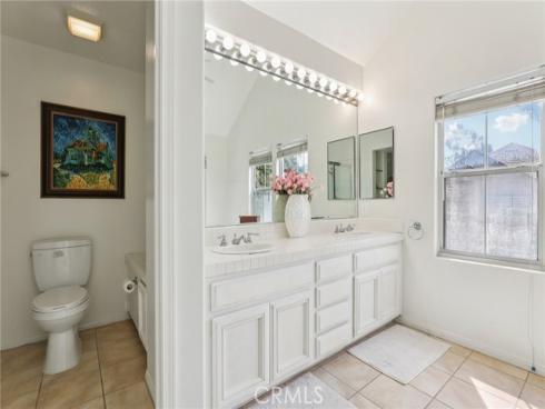 1  Longbourn Aisle  , Irvine, CA