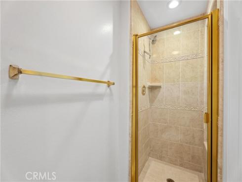 2243  Martin  117 , Irvine, CA