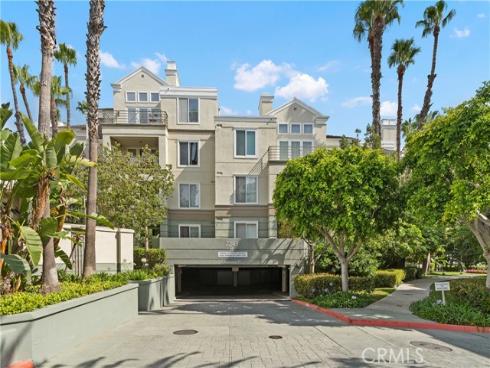 2243  Martin  117 , Irvine, CA