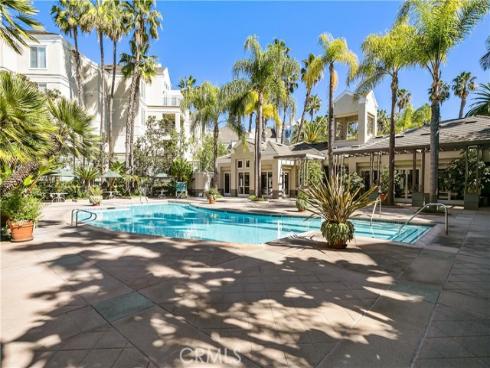 2243  Martin  117 , Irvine, CA