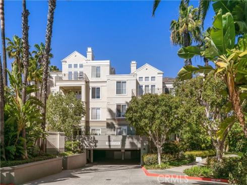 2243  Martin  117 , Irvine, CA