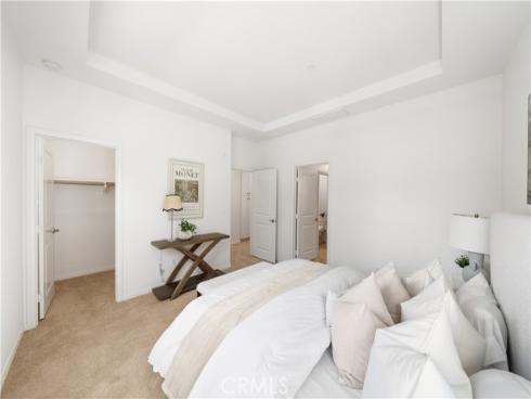 204  Kempton  , Irvine, CA