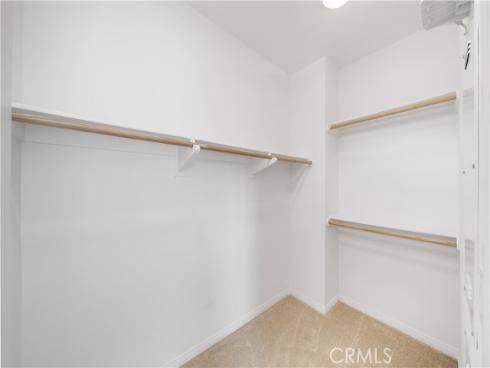 204  Kempton  , Irvine, CA