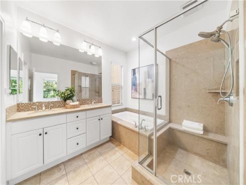 204  Kempton  , Irvine, CA