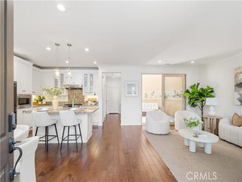 204  Kempton  , Irvine, CA