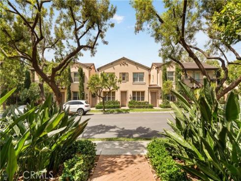 204  Kempton  , Irvine, CA