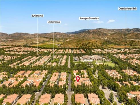 204  Kempton  , Irvine, CA