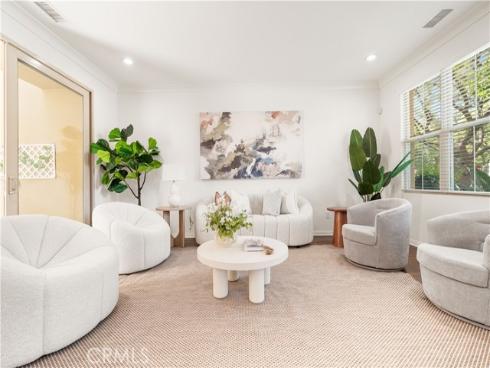 204  Kempton  , Irvine, CA