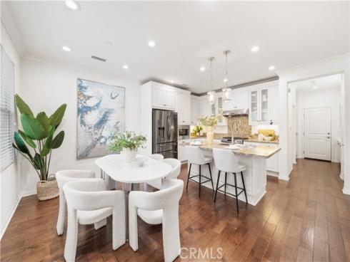 204  Kempton  , Irvine, CA