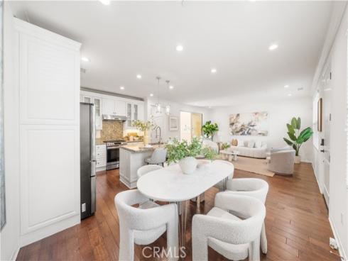 204  Kempton  , Irvine, CA