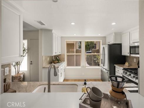 16  Driftwood  24 , Irvine, CA