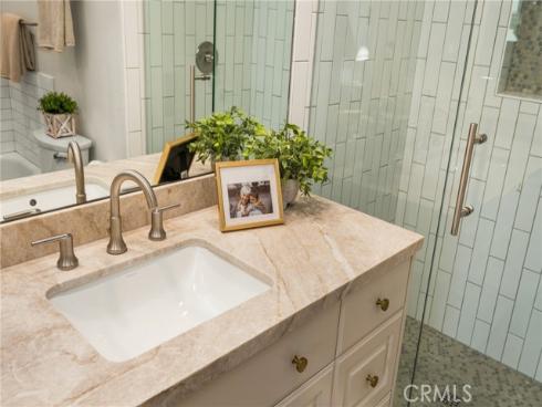 16  Driftwood  24 , Irvine, CA