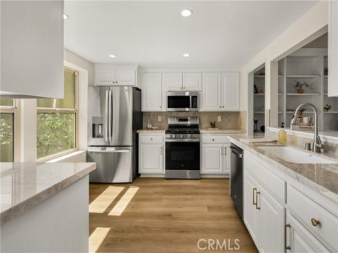 16  Driftwood  24 , Irvine, CA