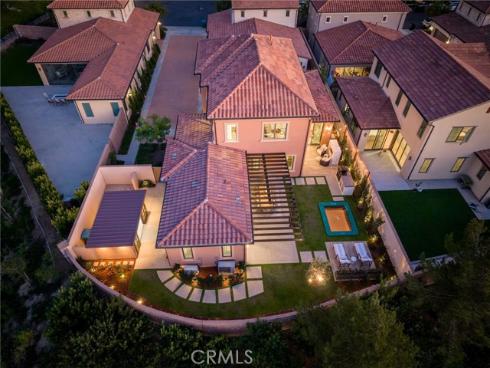 103  Vigna  , Irvine, CA