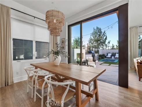 103  Vigna  , Irvine, CA