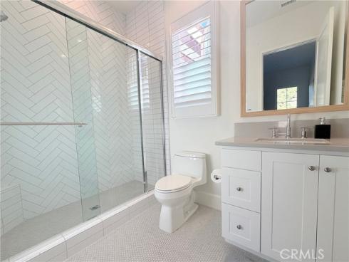 103  Vigna  , Irvine, CA