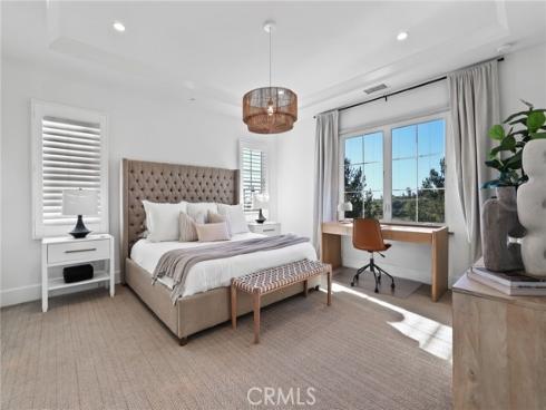 103  Vigna  , Irvine, CA