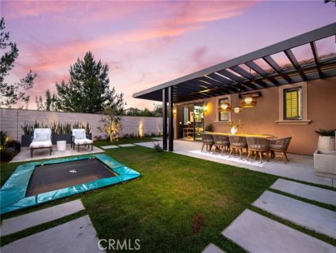 103  Vigna  , Irvine, CA