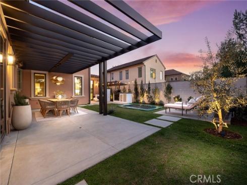 103  Vigna  , Irvine, CA