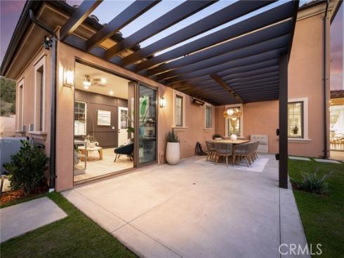 103  Vigna  , Irvine, CA