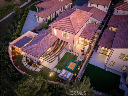 103  Vigna  , Irvine, CA