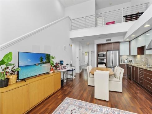 19  Delancy  , Irvine, CA