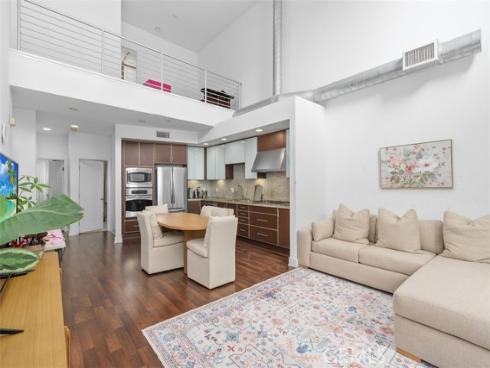 19  Delancy  , Irvine, CA