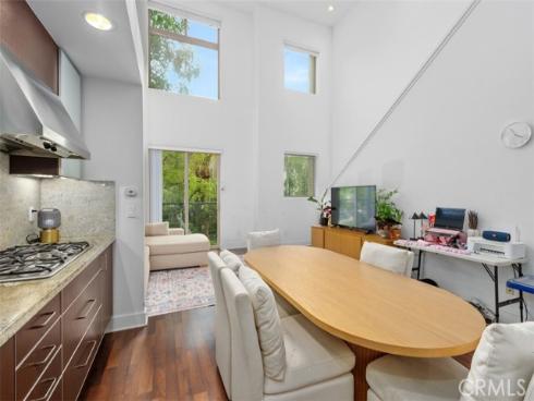 19  Delancy  , Irvine, CA