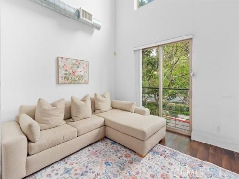 19  Delancy  , Irvine, CA